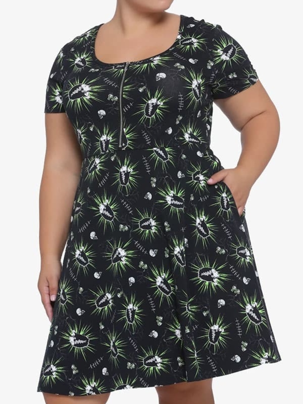 Universal Monsters Bride of Frankenstein Zipper Dress! 🖤⚡
